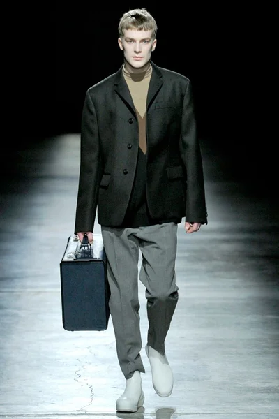Look 6
